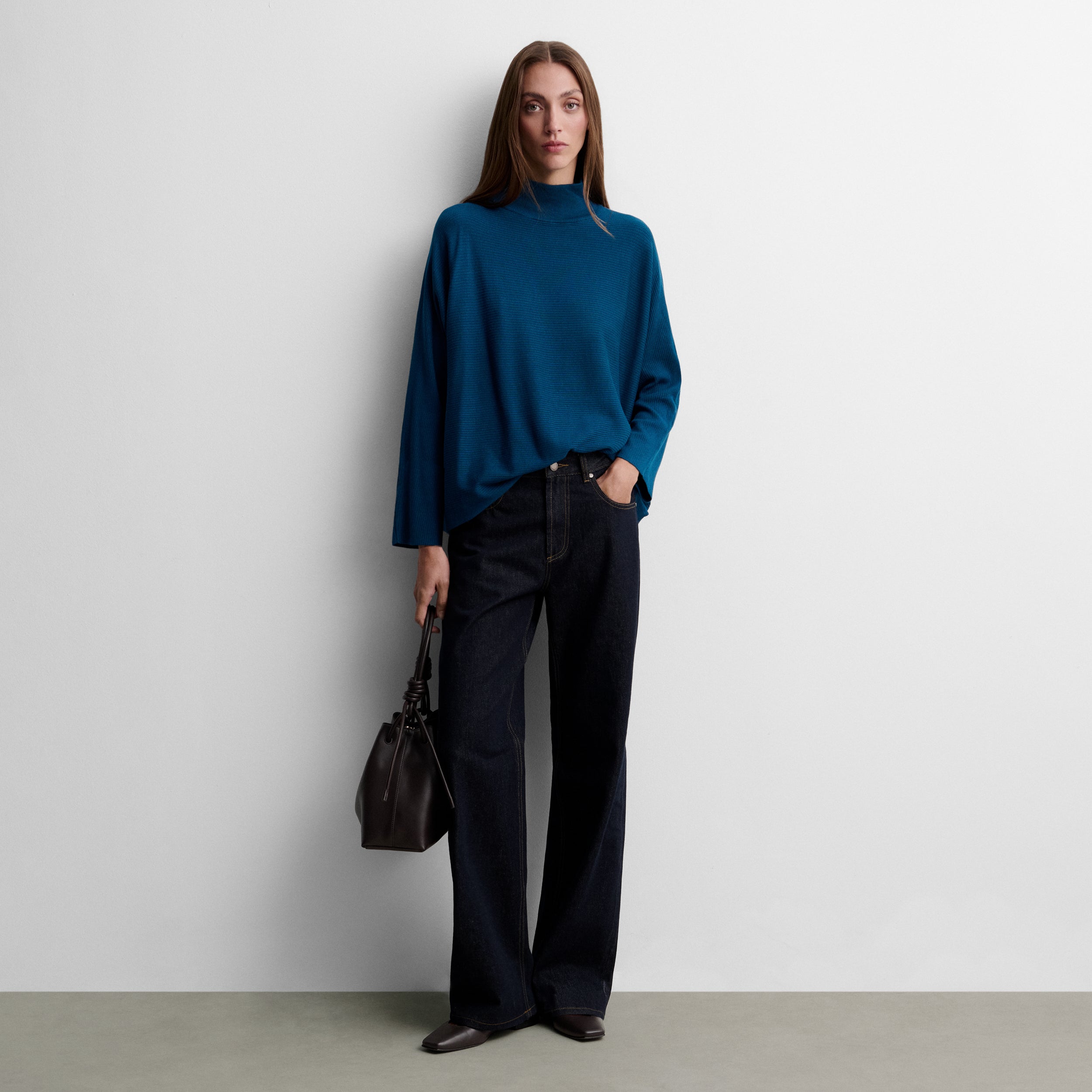 Jersey oversize cuello alto