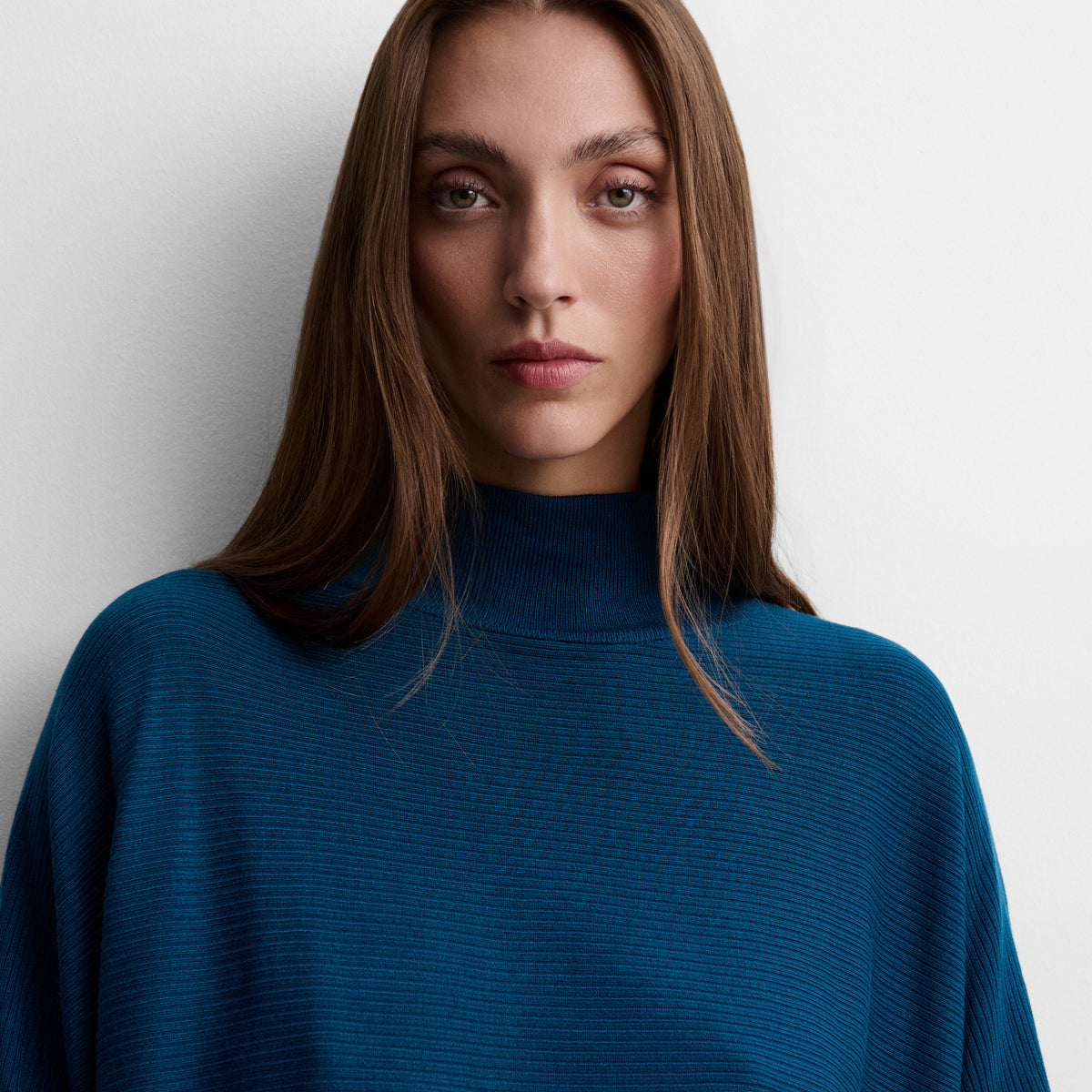 Jersey oversize cuello alto