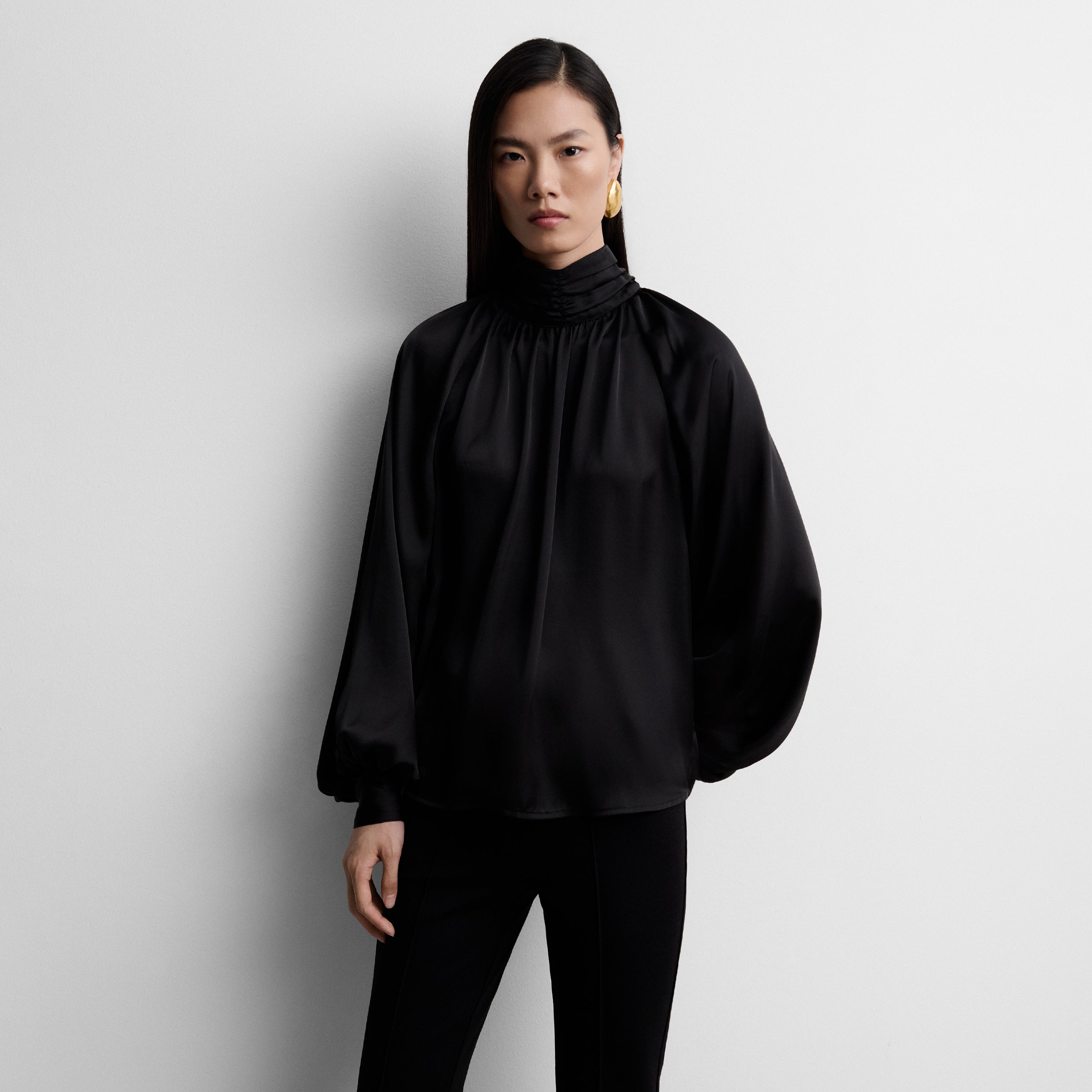Blusa fluida satinada