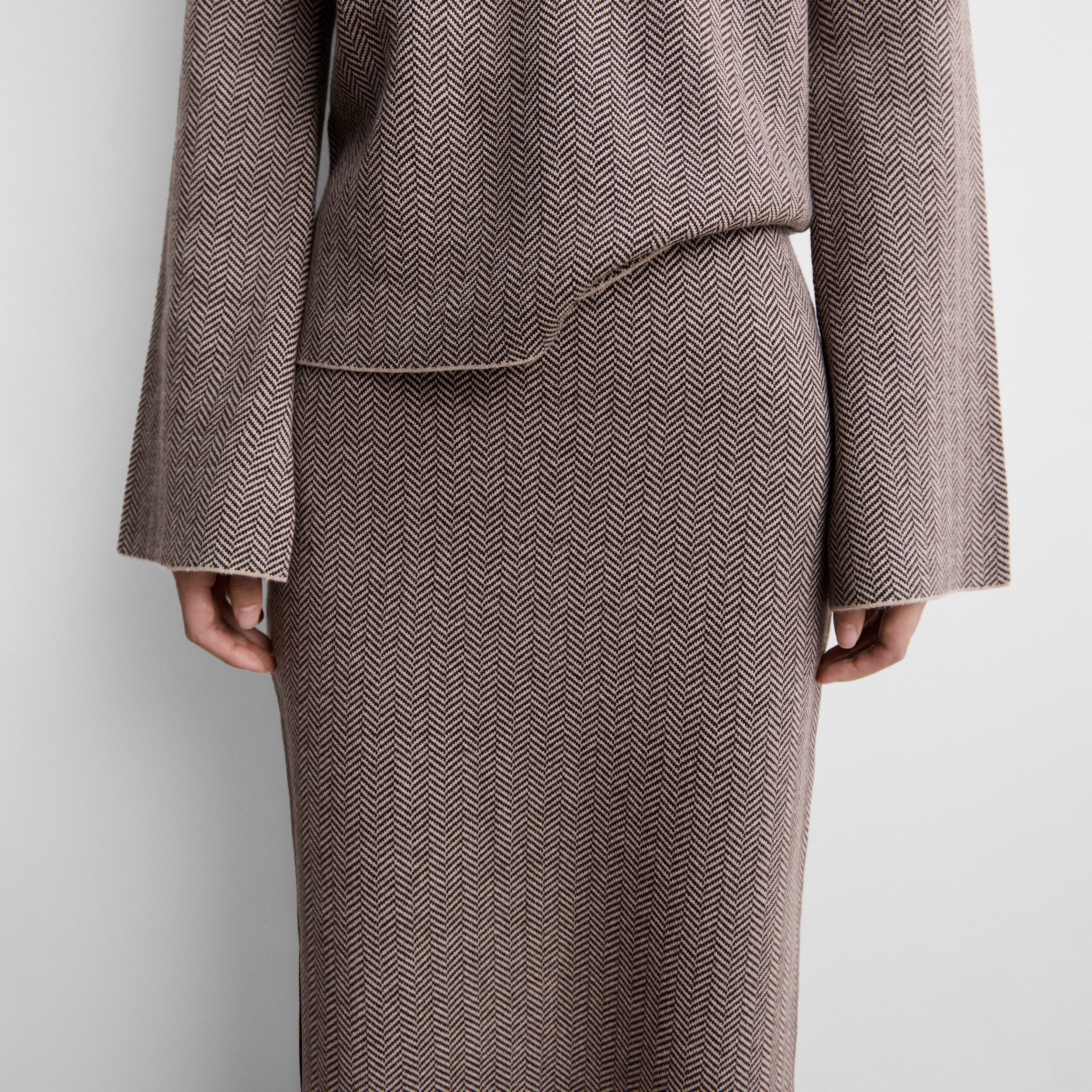 Herringbone knit skirt