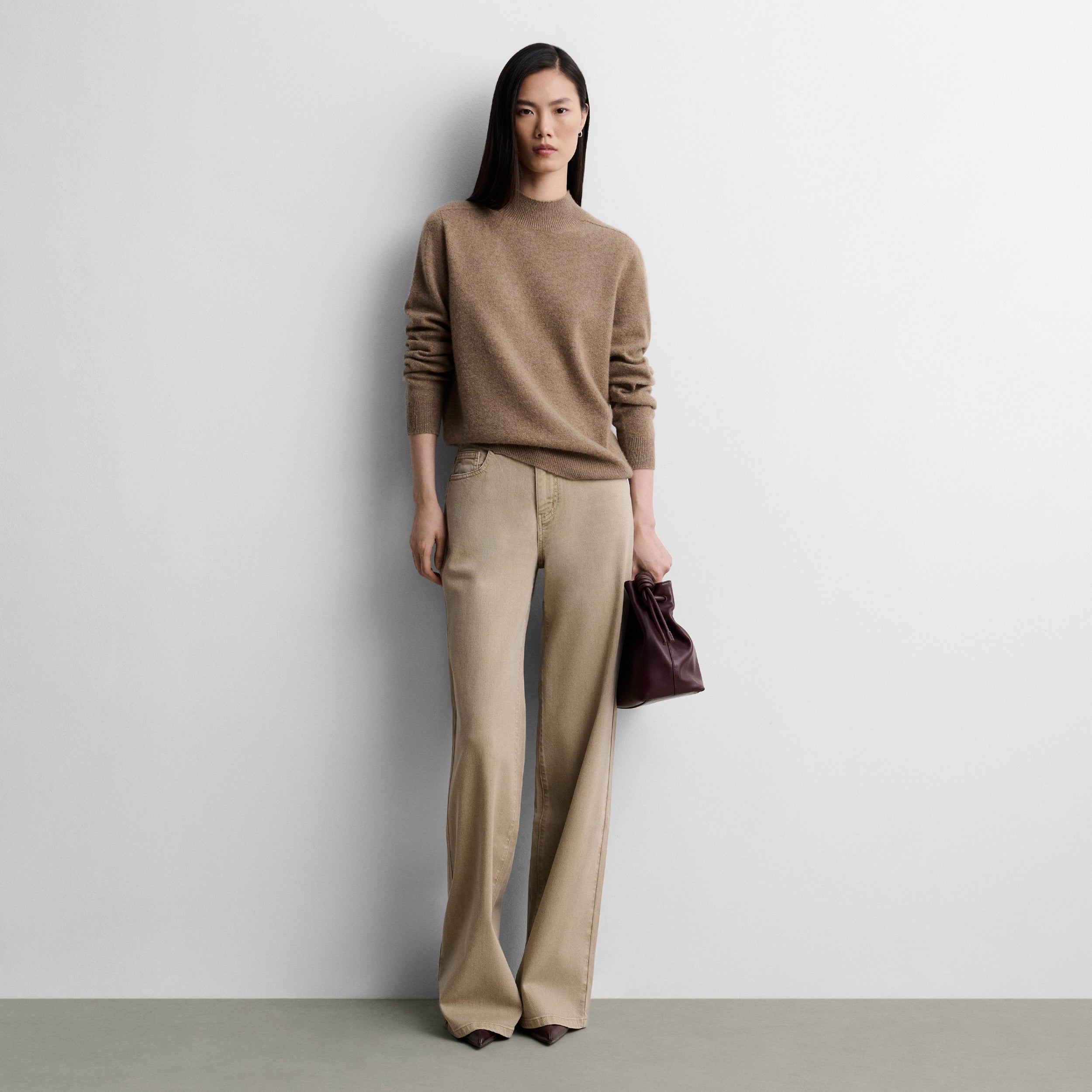 Cashmere knit sweater