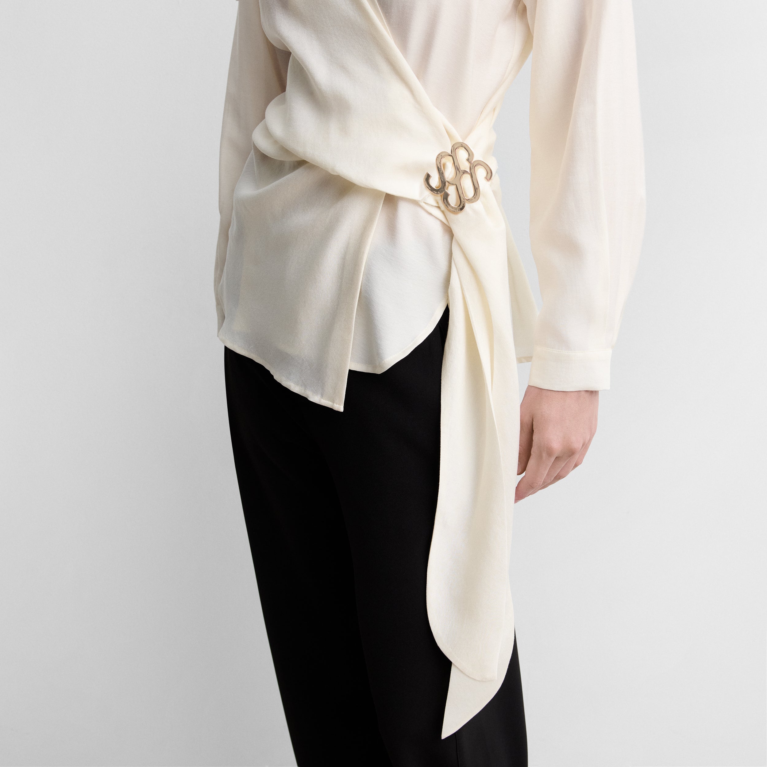Blouse fluide à nœud