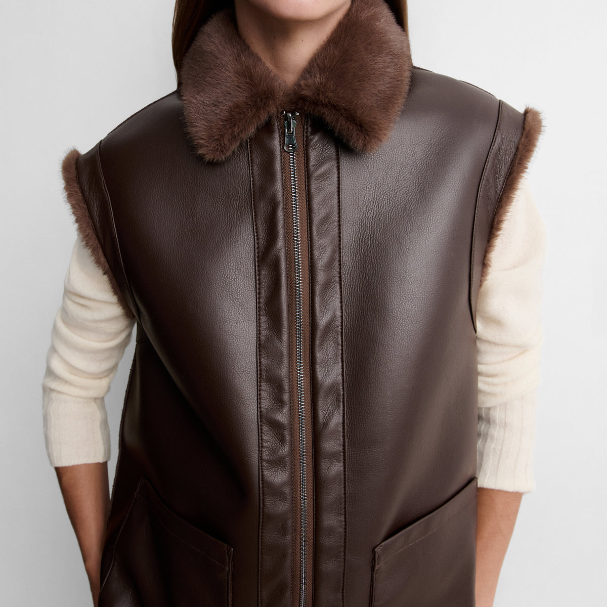 Chaleco ecopelo reversible