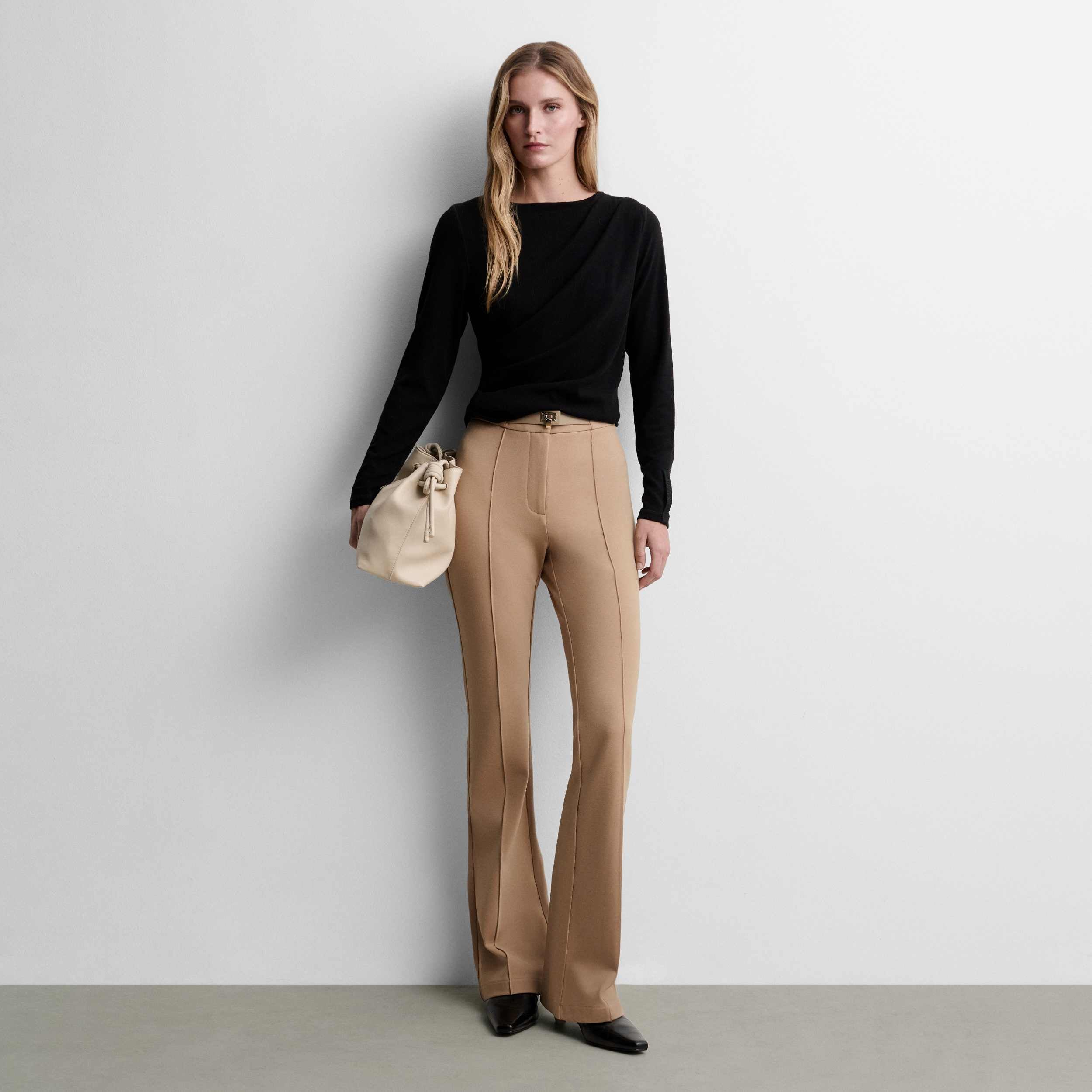 Pantalón elástico cierre locker