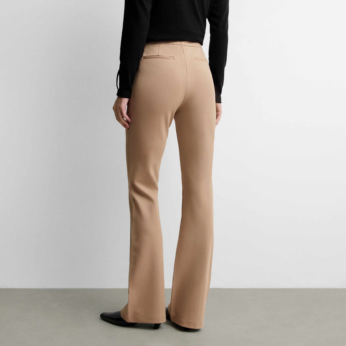Pantalón elástico cierre locker