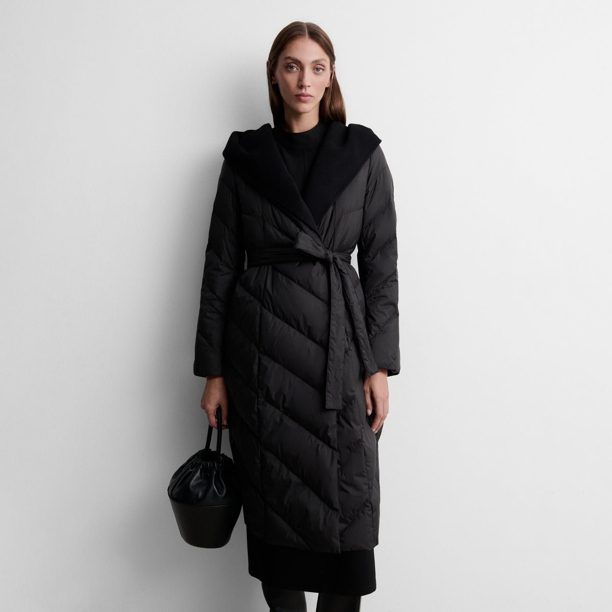 Parka larga capucha
