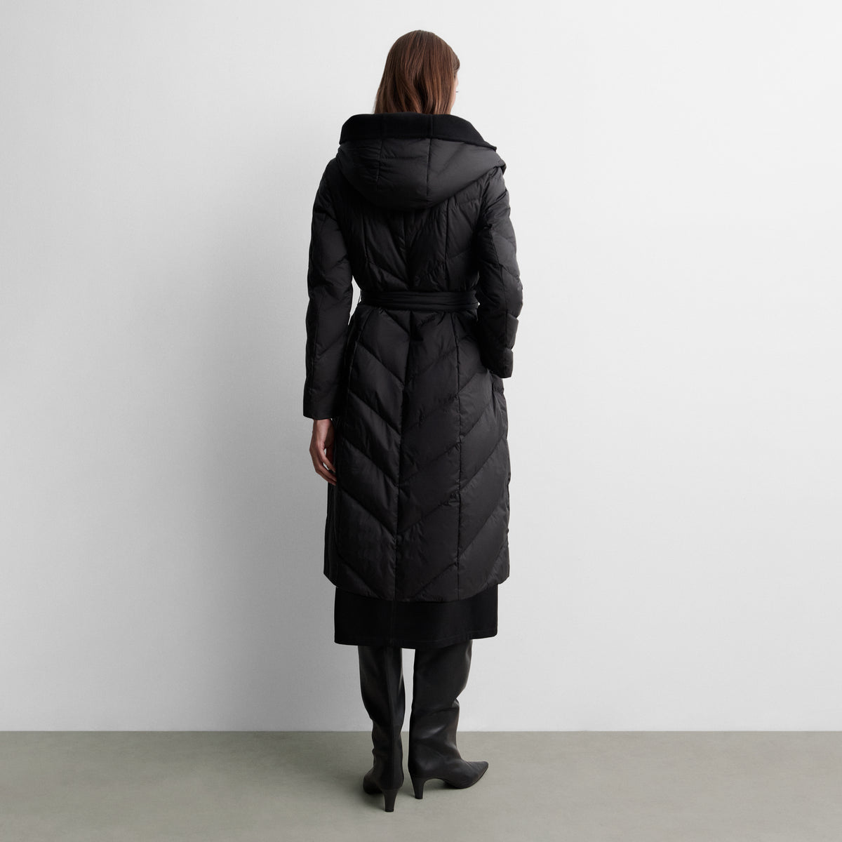 Parka larga capucha
