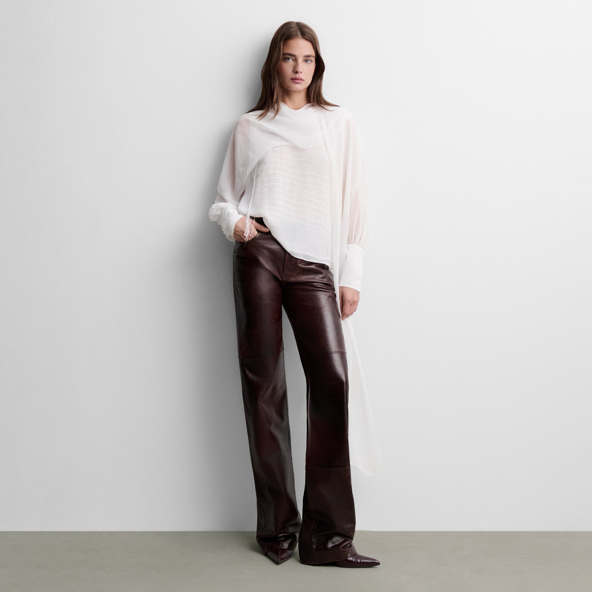 Blouse brodée à mouchoir