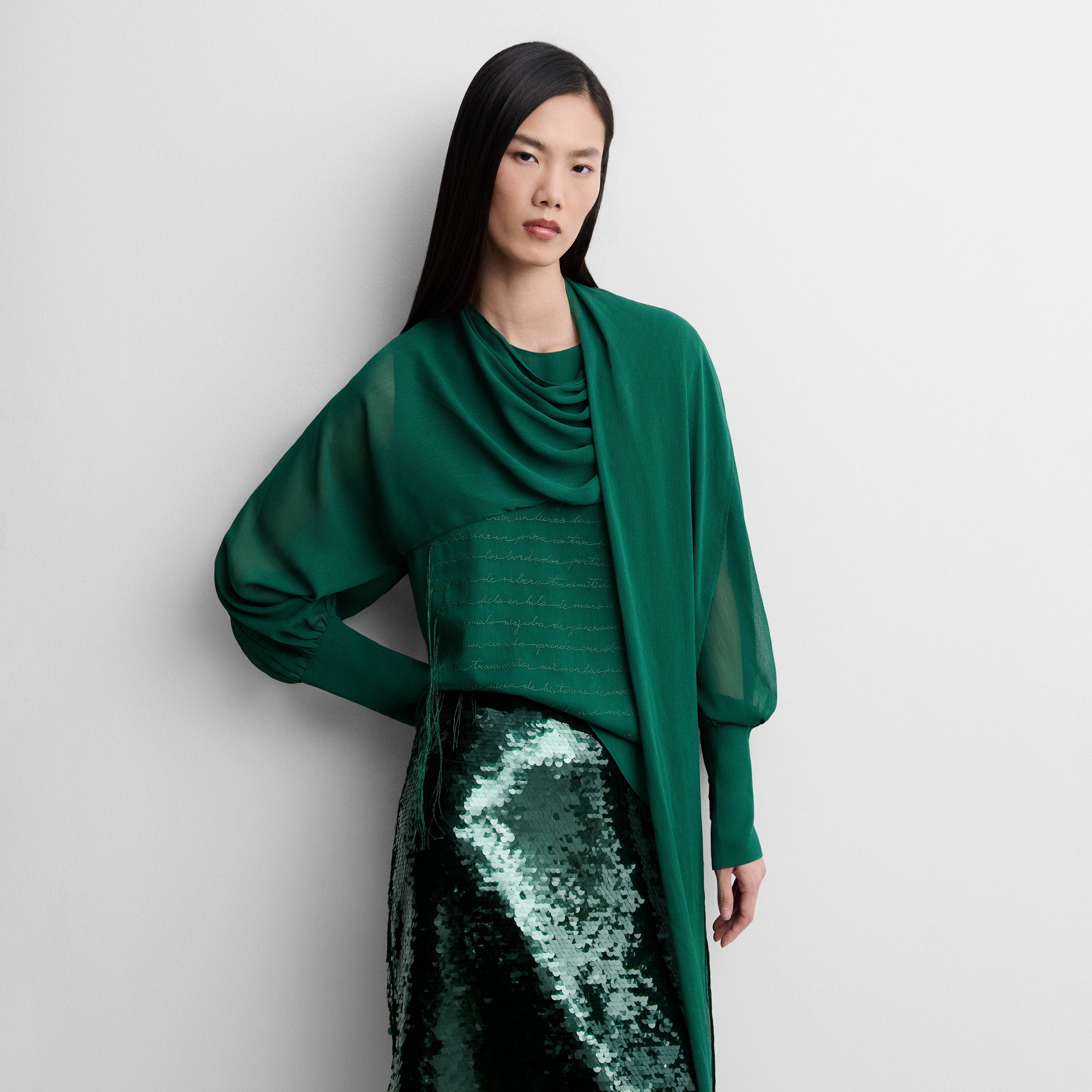 Blouse brodée à mouchoir
