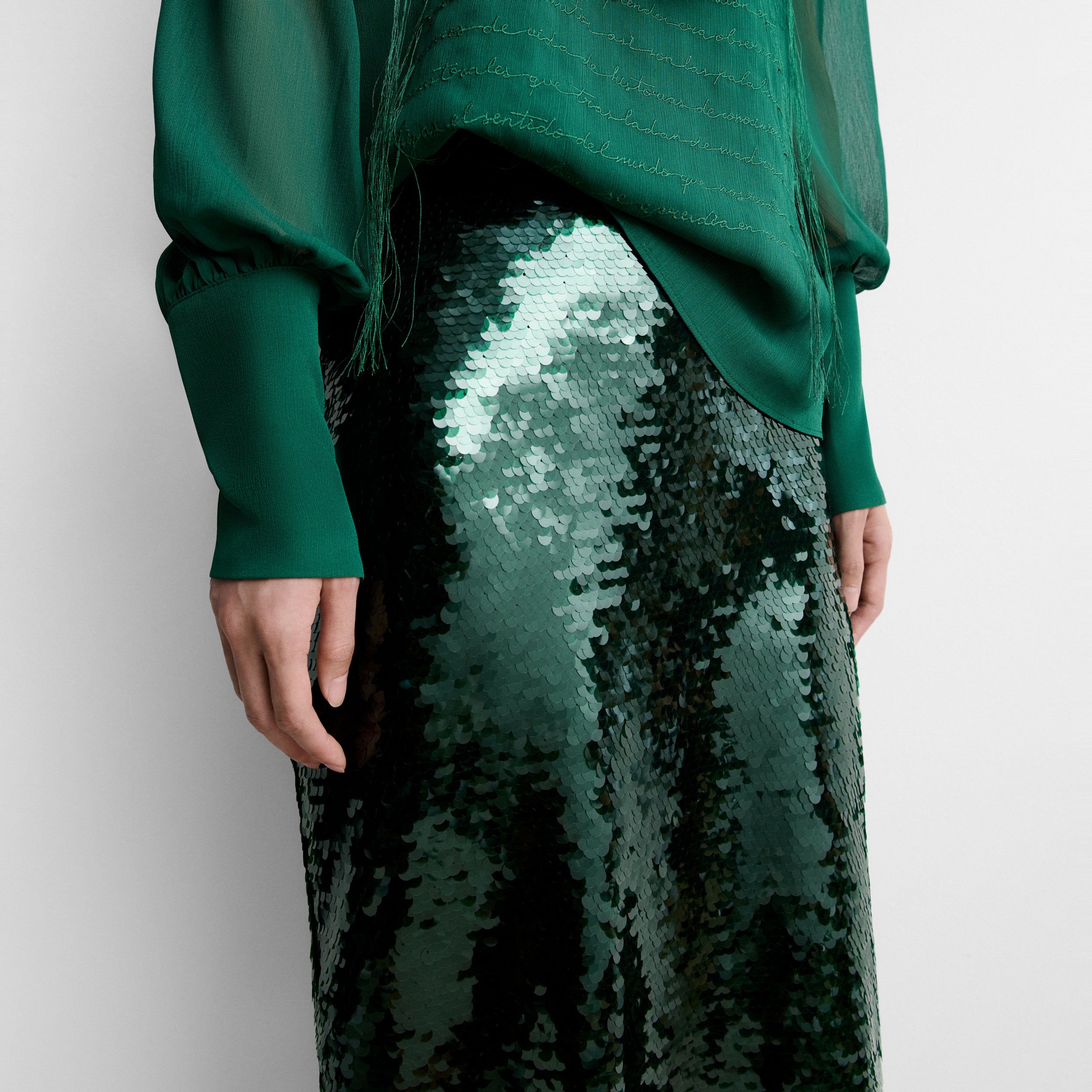 Sequined pencil skirt