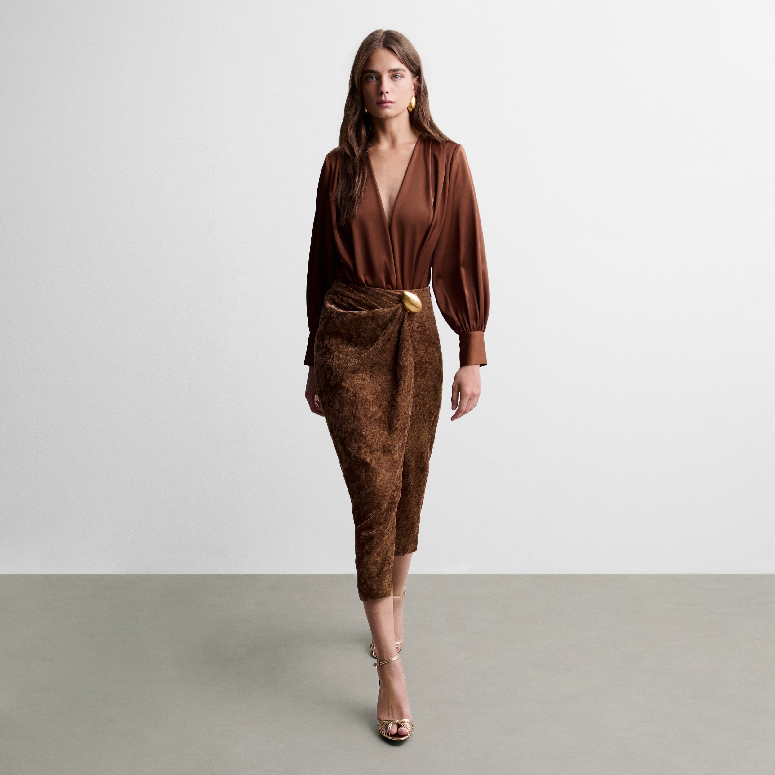 Straight skirt with draping