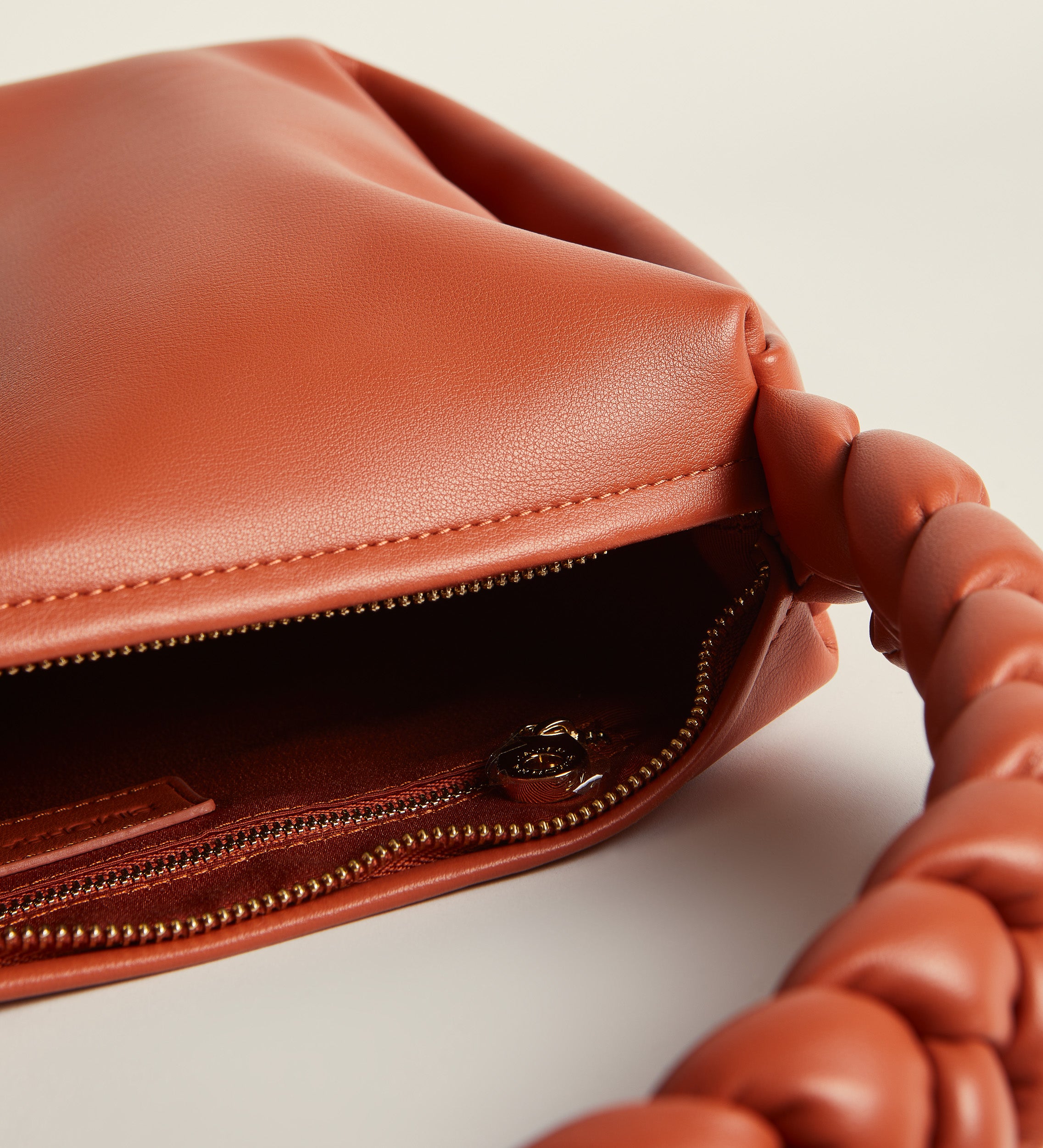 Shoulder bag with braided handle