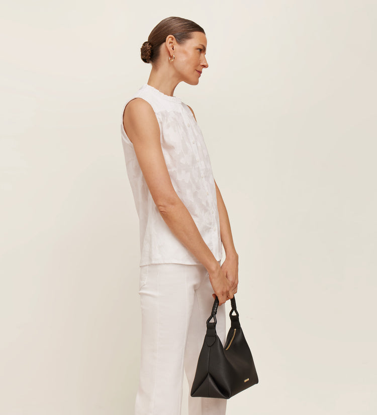 Blouse ourlée en fil coupé