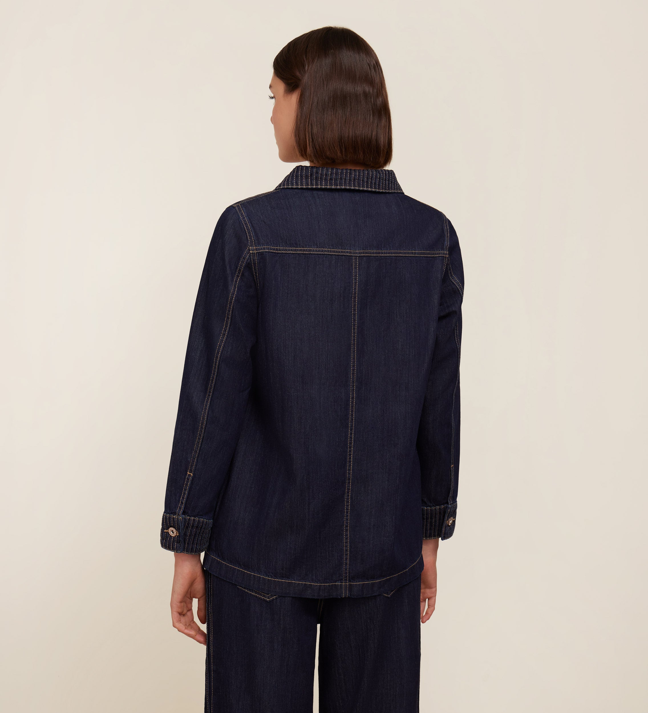 Drawstring overshirt with contrast stitching