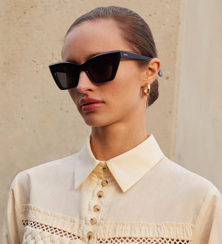 Cat eye sunglasses