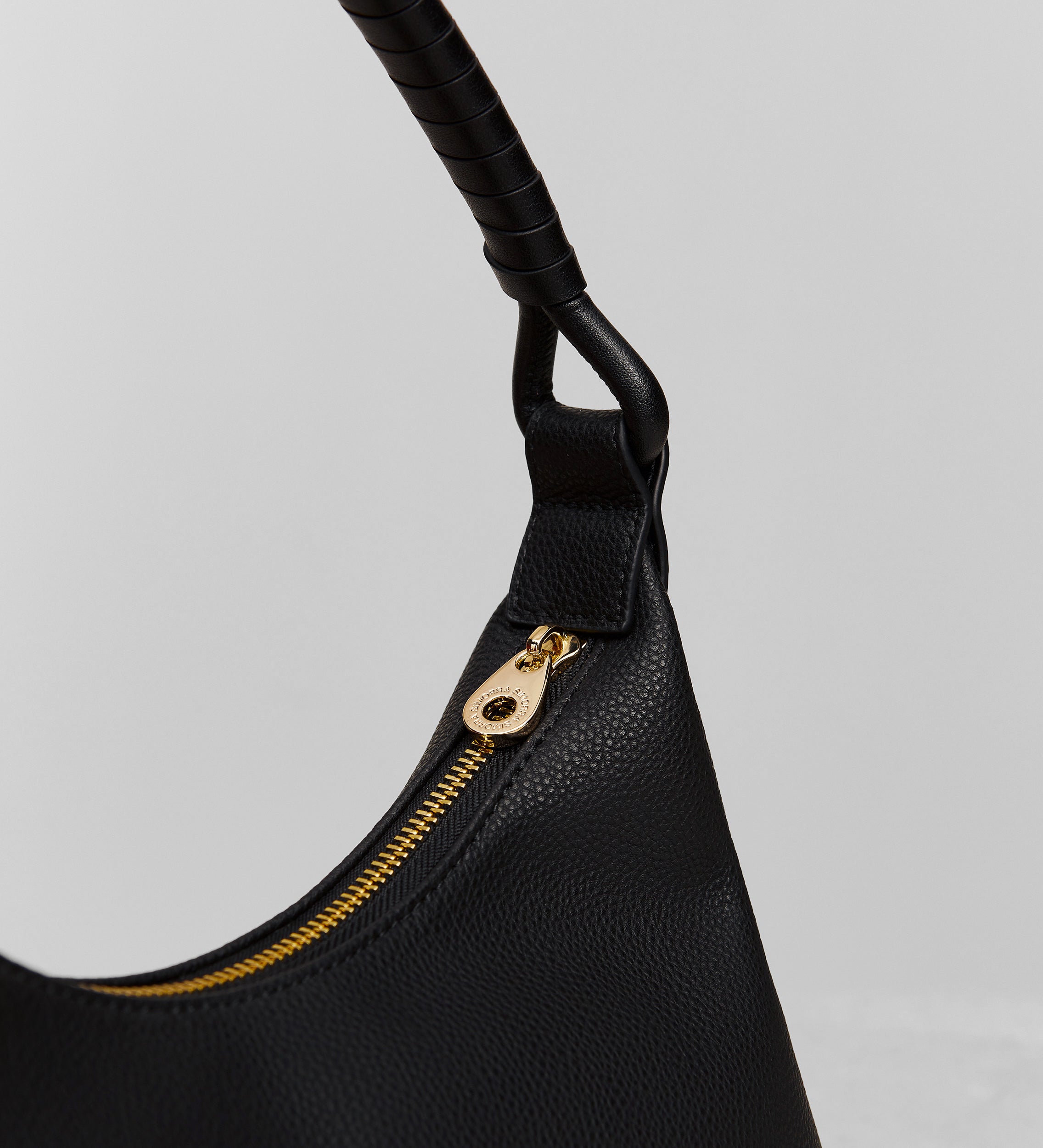 Leather shoulder bag