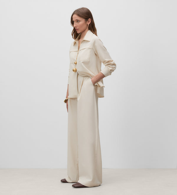 Wide pleated trousers