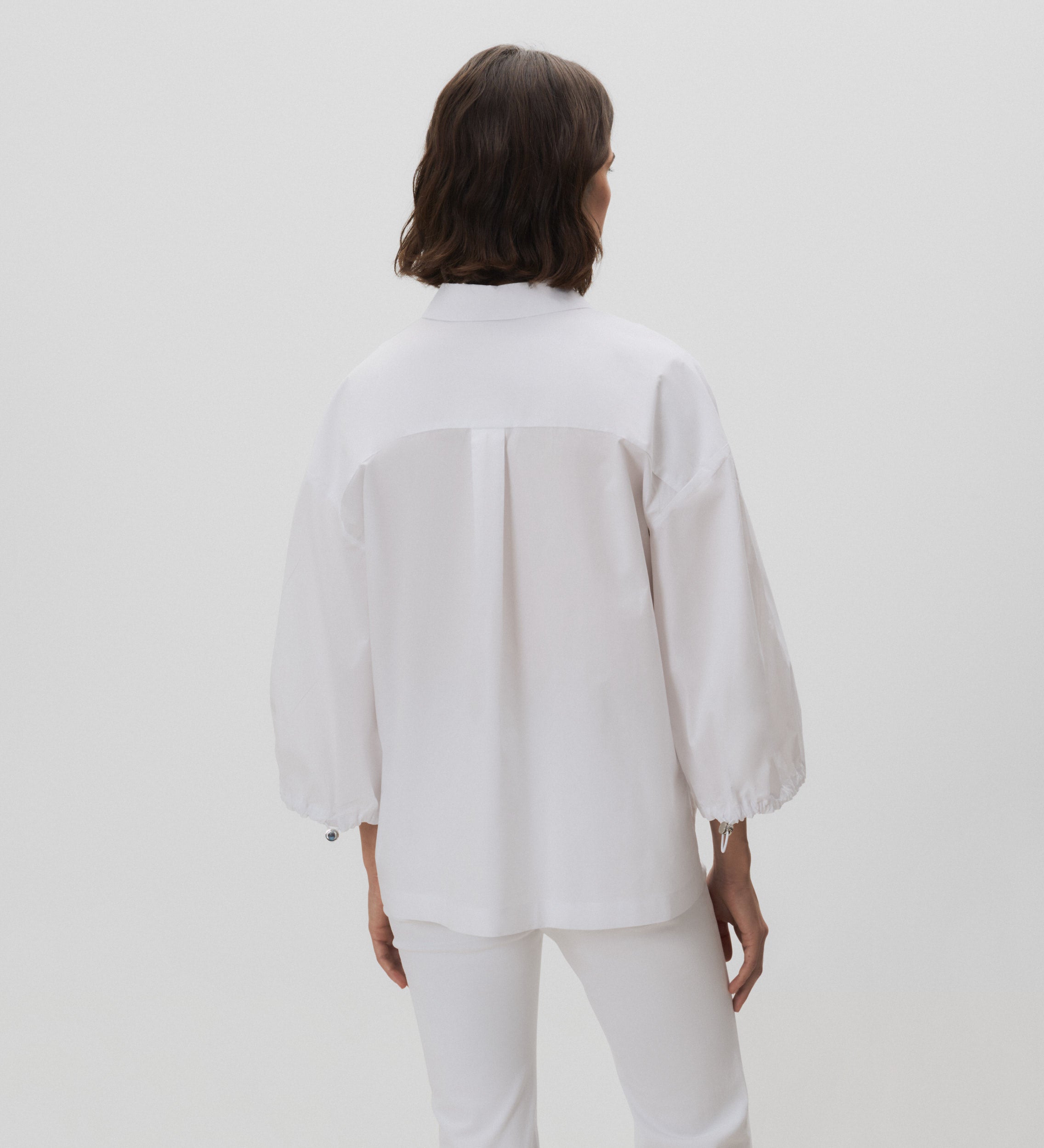 Loose puffed sleeve shirt