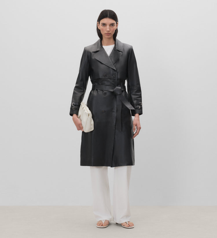 Nappa trench coat with buckles