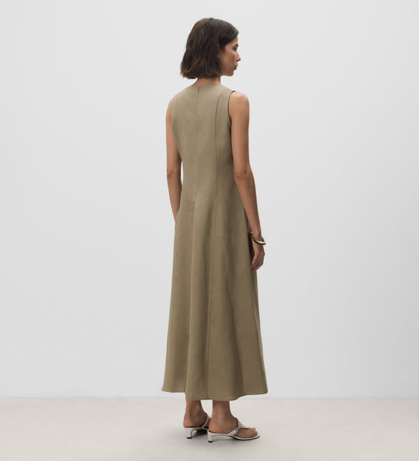 Godets shirred dress