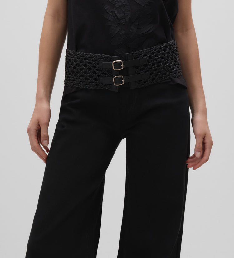 Double buckle leather sash belt
