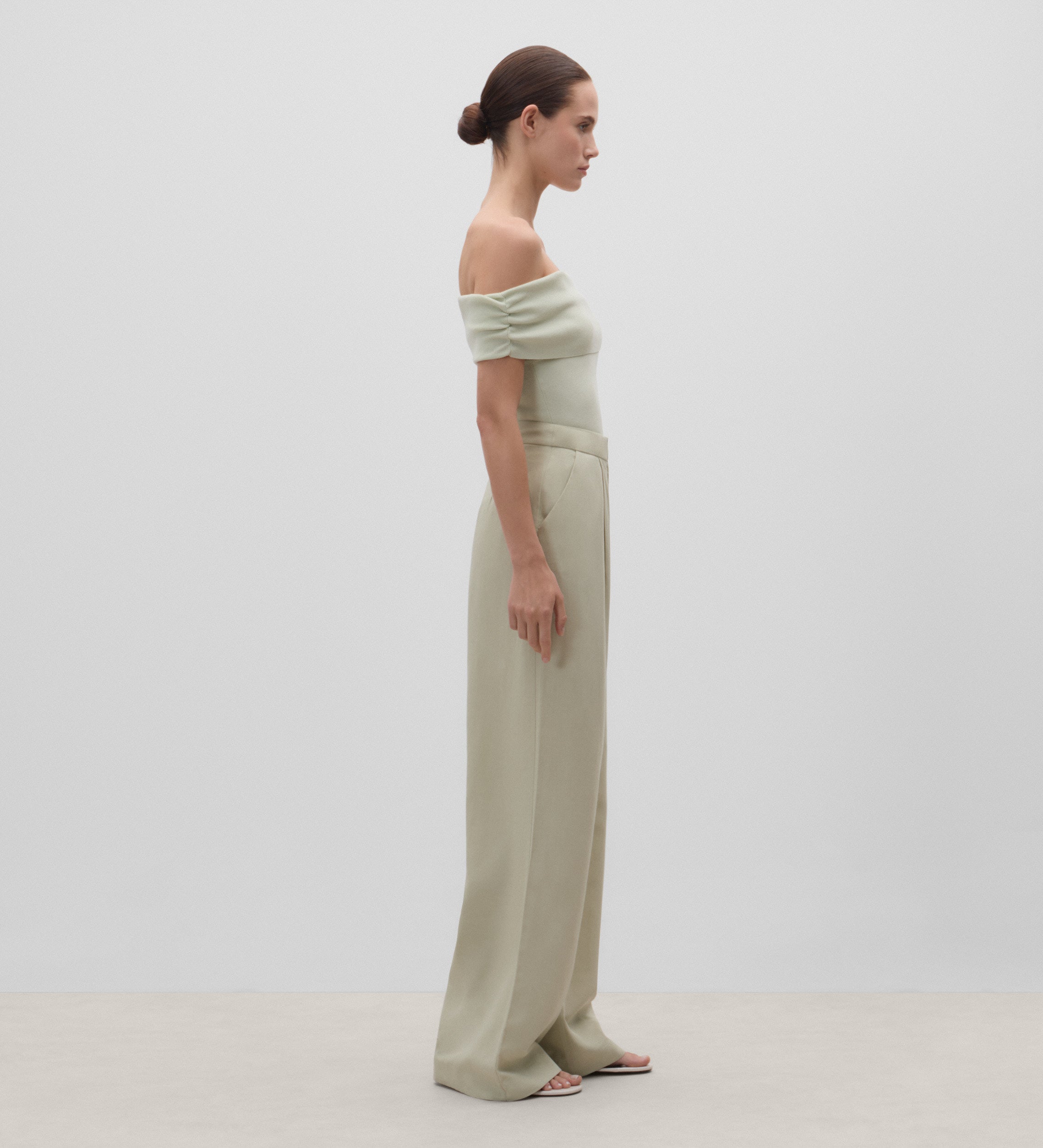 Pantalón pinzas ancho