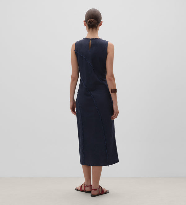 Vestido midi desflecados