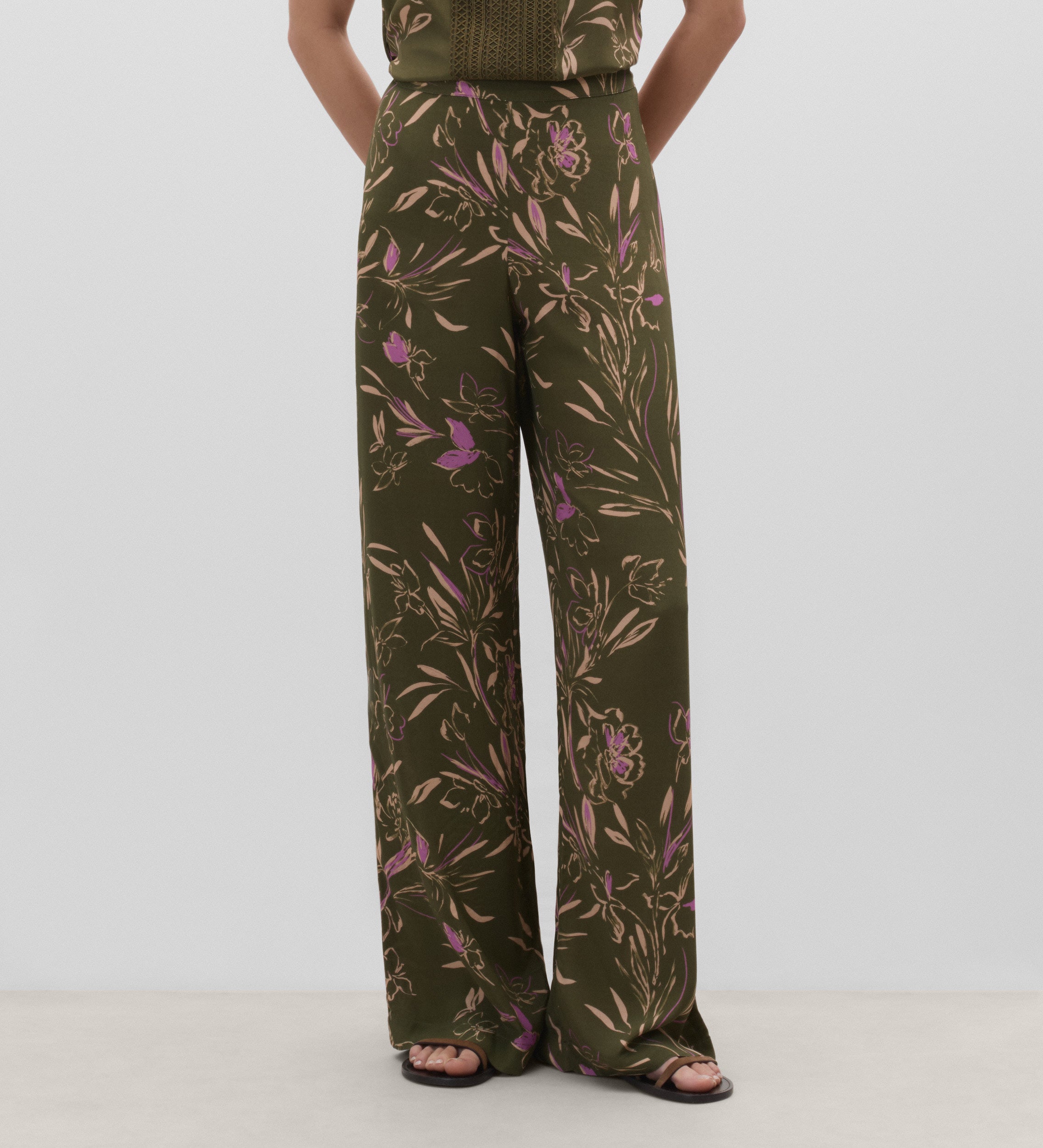 Pantalón fluido estampado