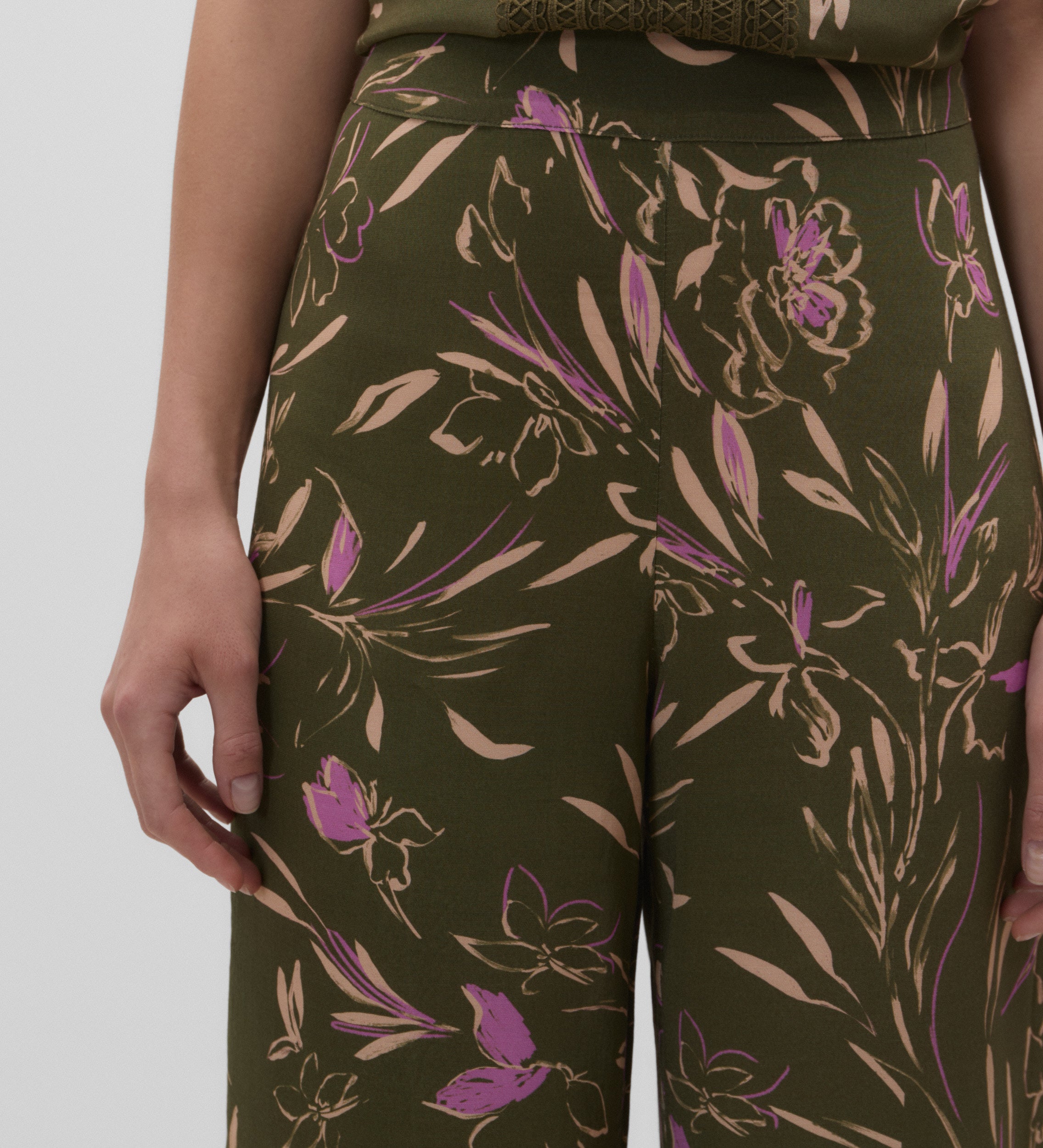 Pantalón fluido estampado