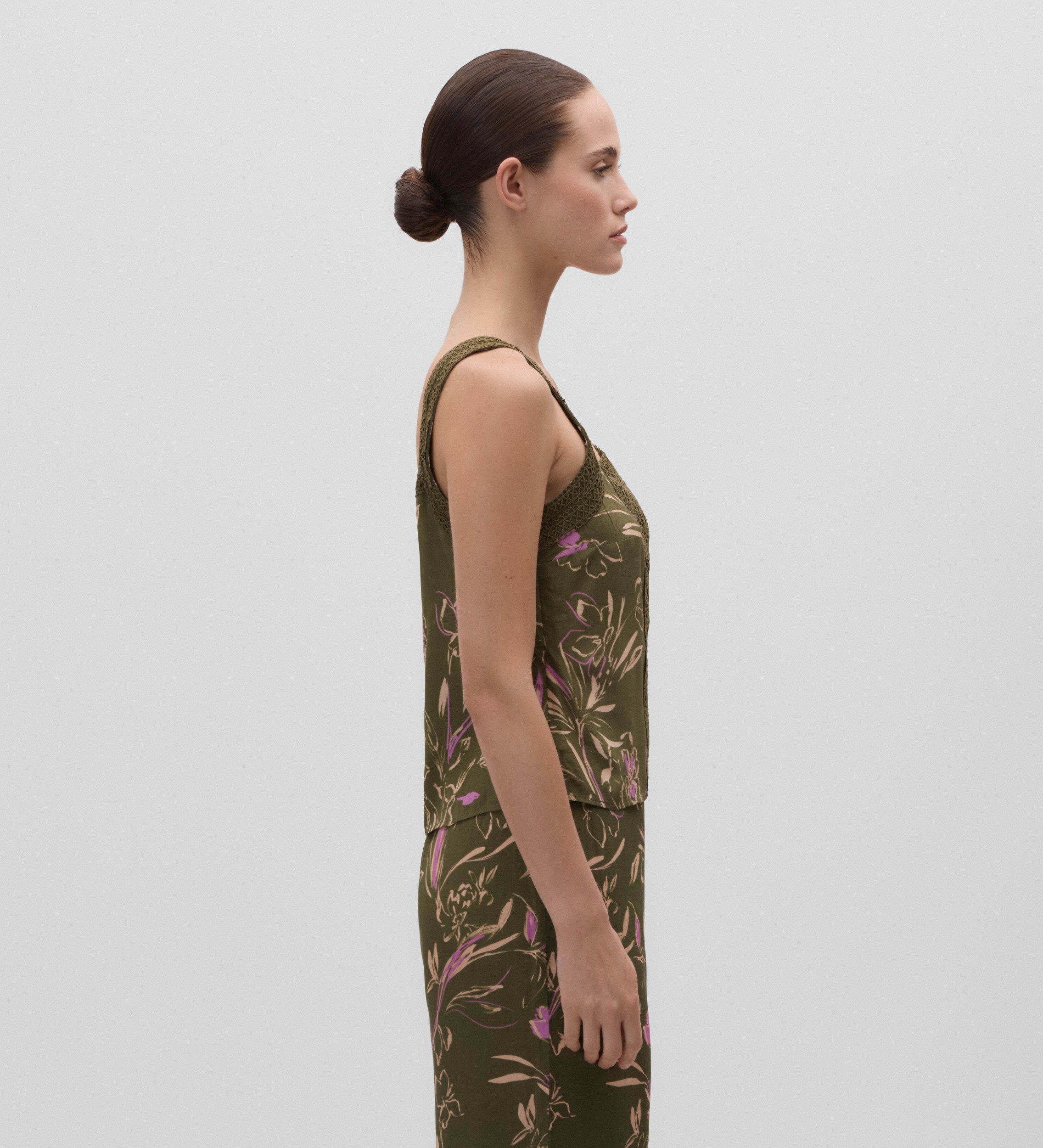 Top tirantes estampado