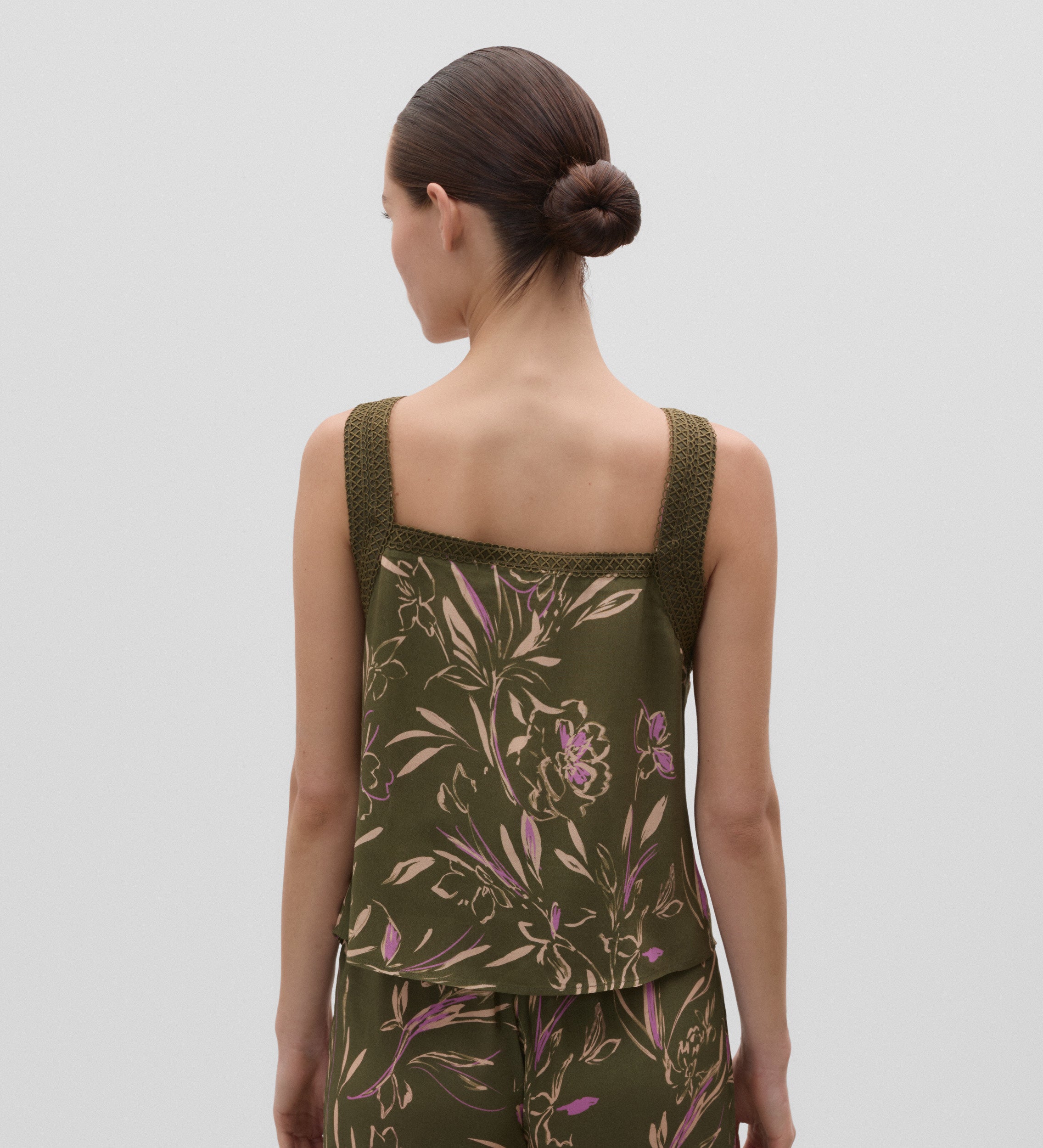 Top tirantes estampado