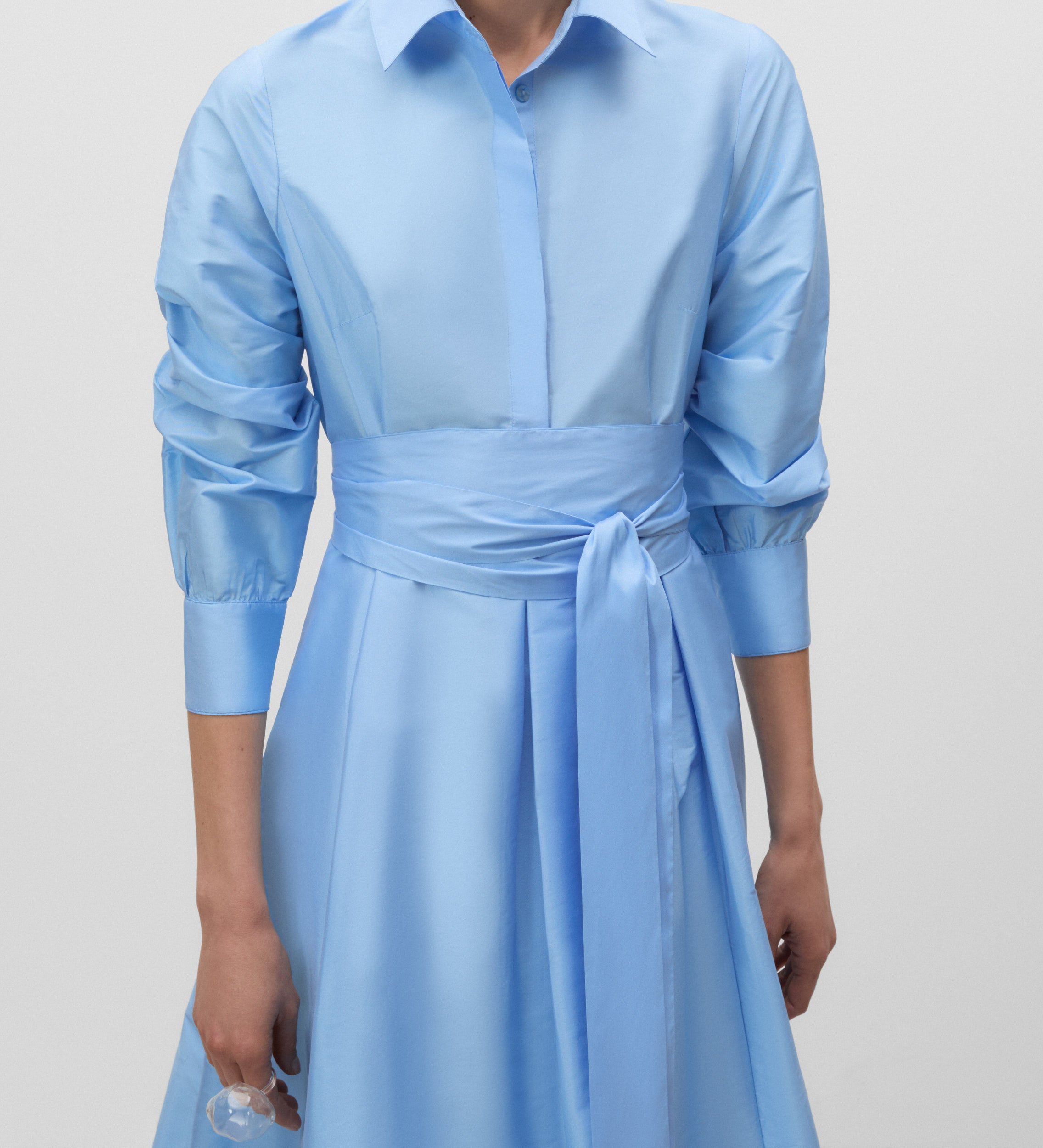 Long-sleeved midi dress