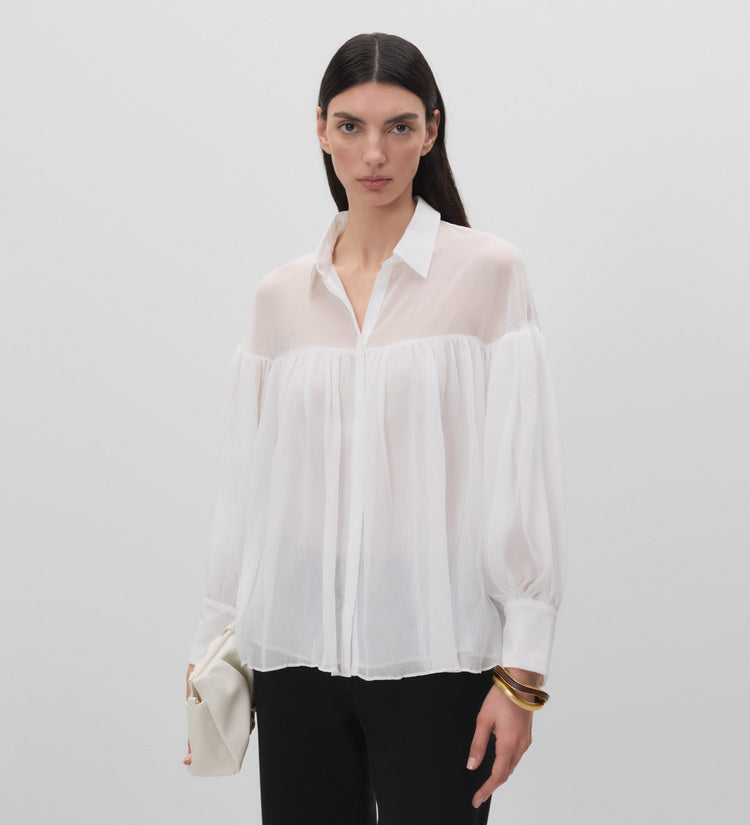 Blouse évasée en mousseline