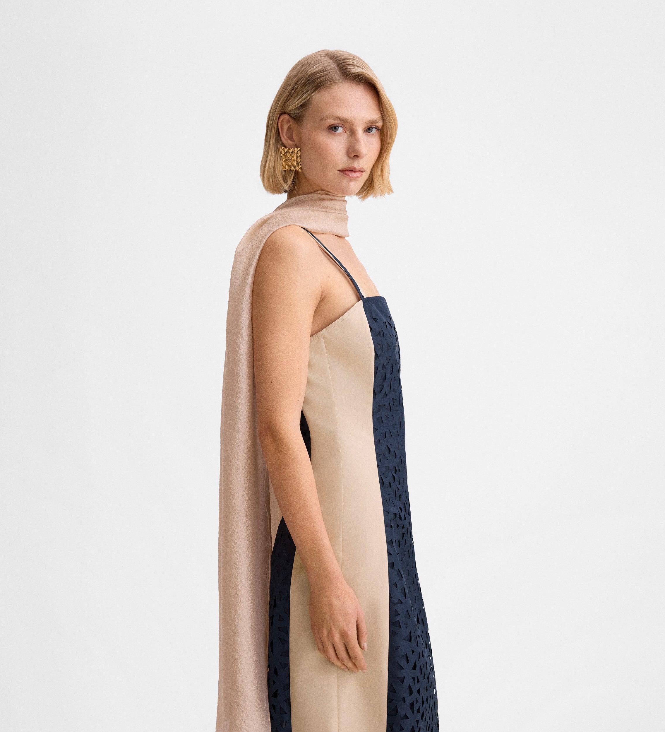 Poncho court mousseline