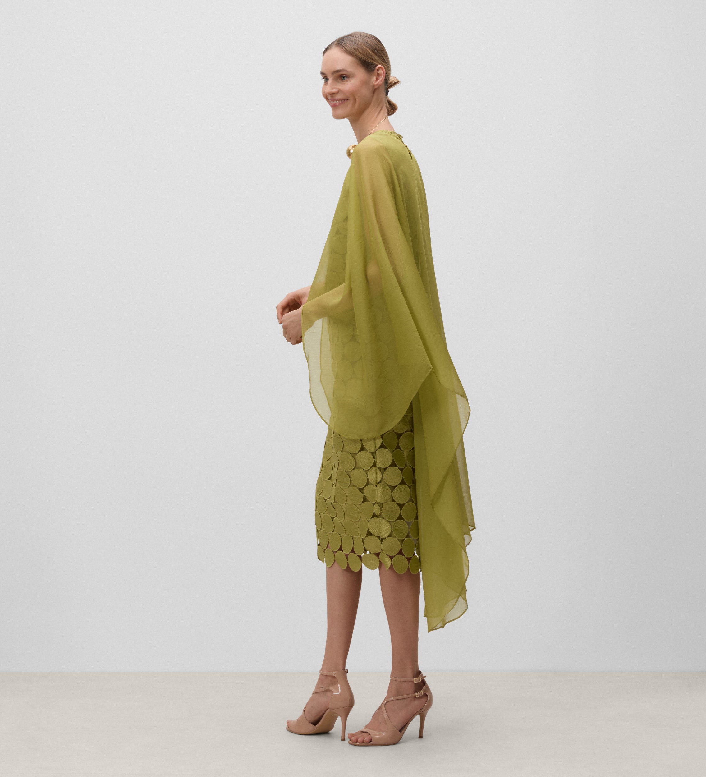 Open back poncho