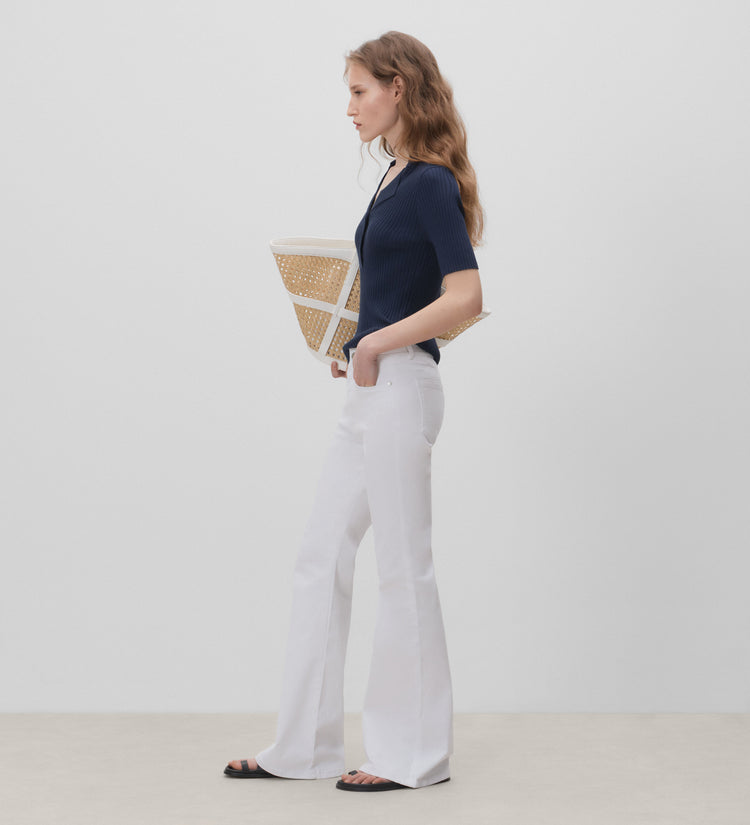 Flared jeans