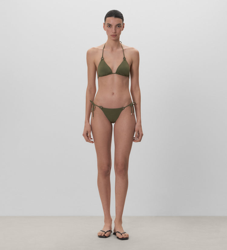 Top de bikini tejido liso