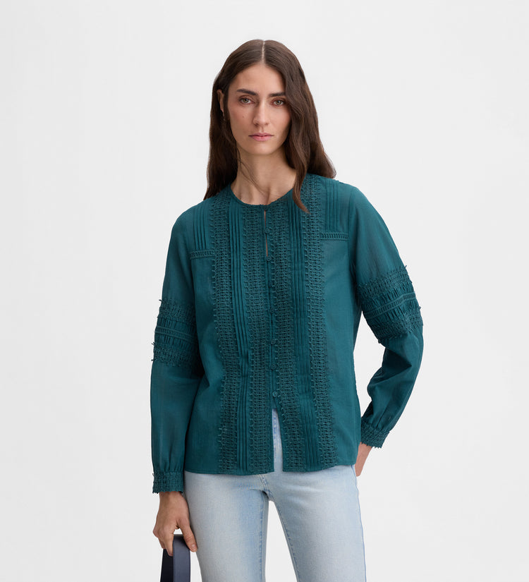 Blusa con pasamanerias