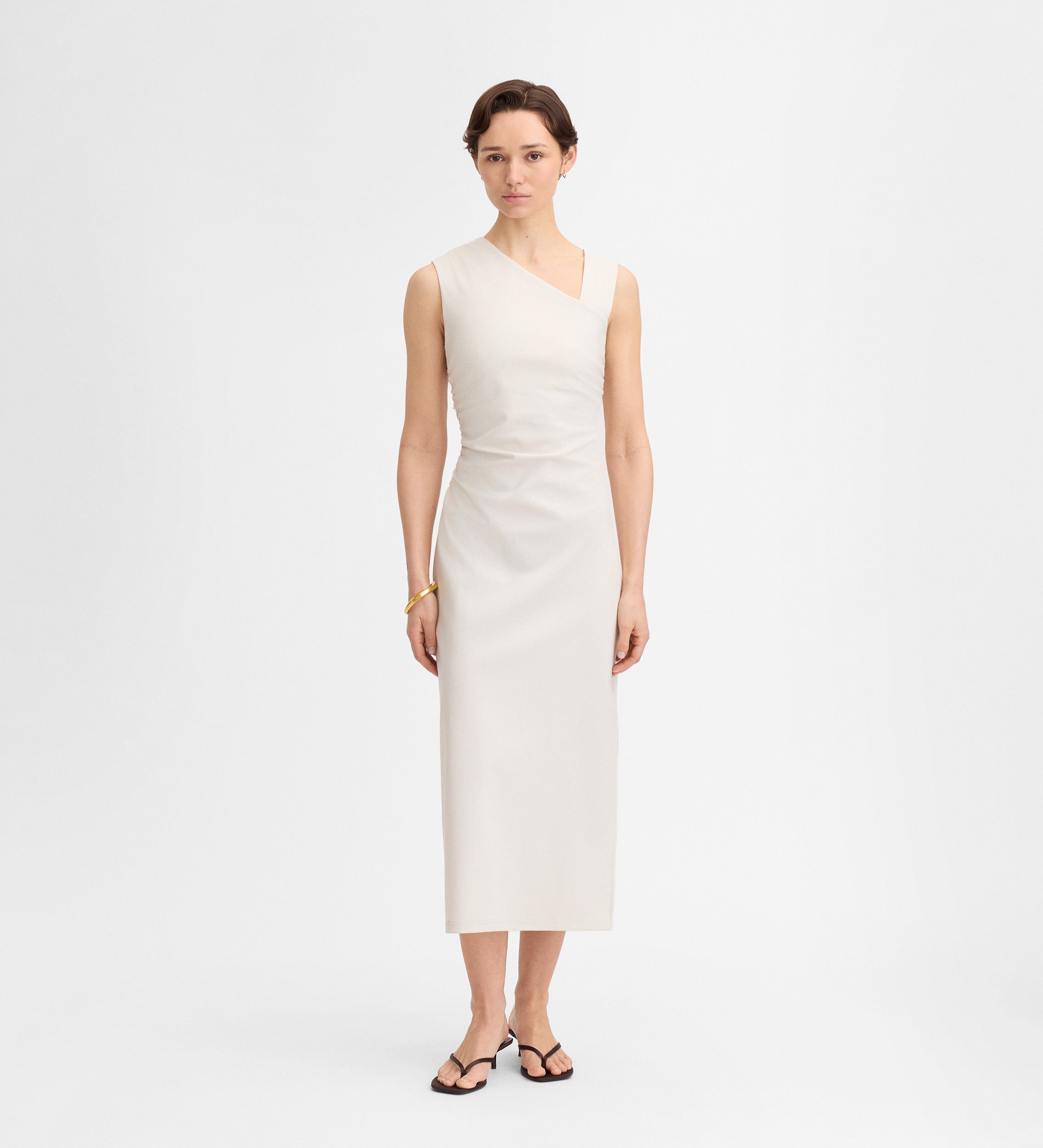 Vestido midi fruncido