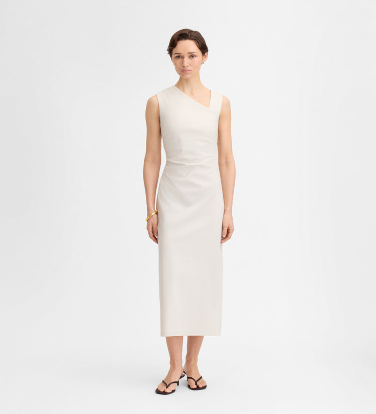 Vestido midi fruncido