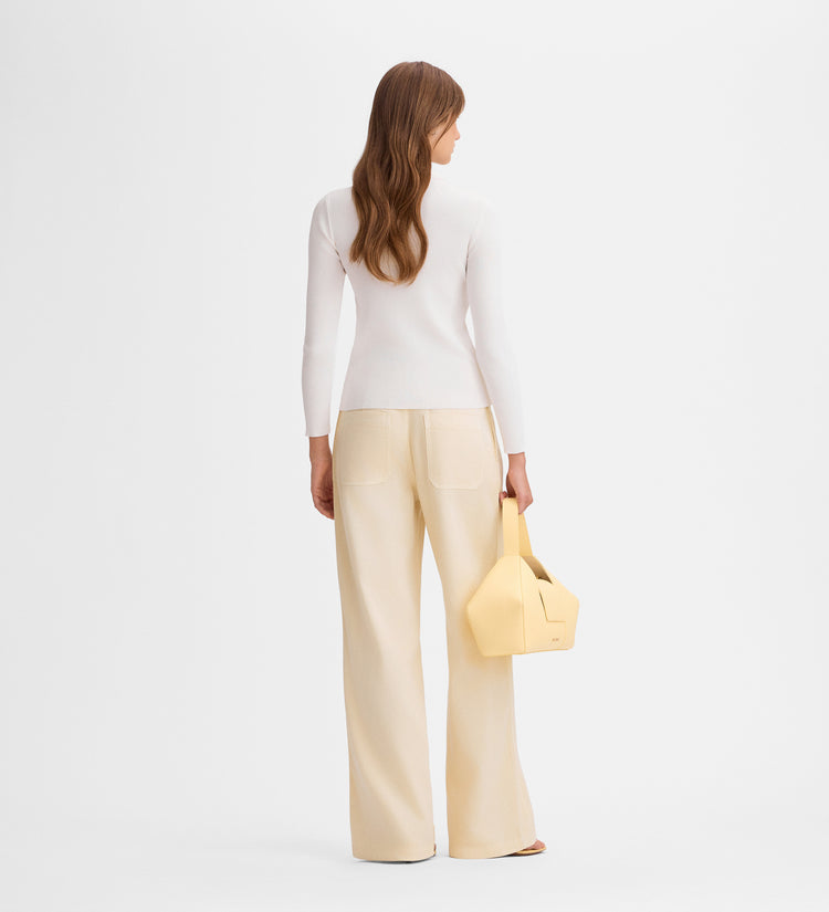 Bi-material knitted jacket