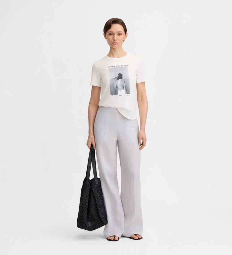Camiseta con bordado