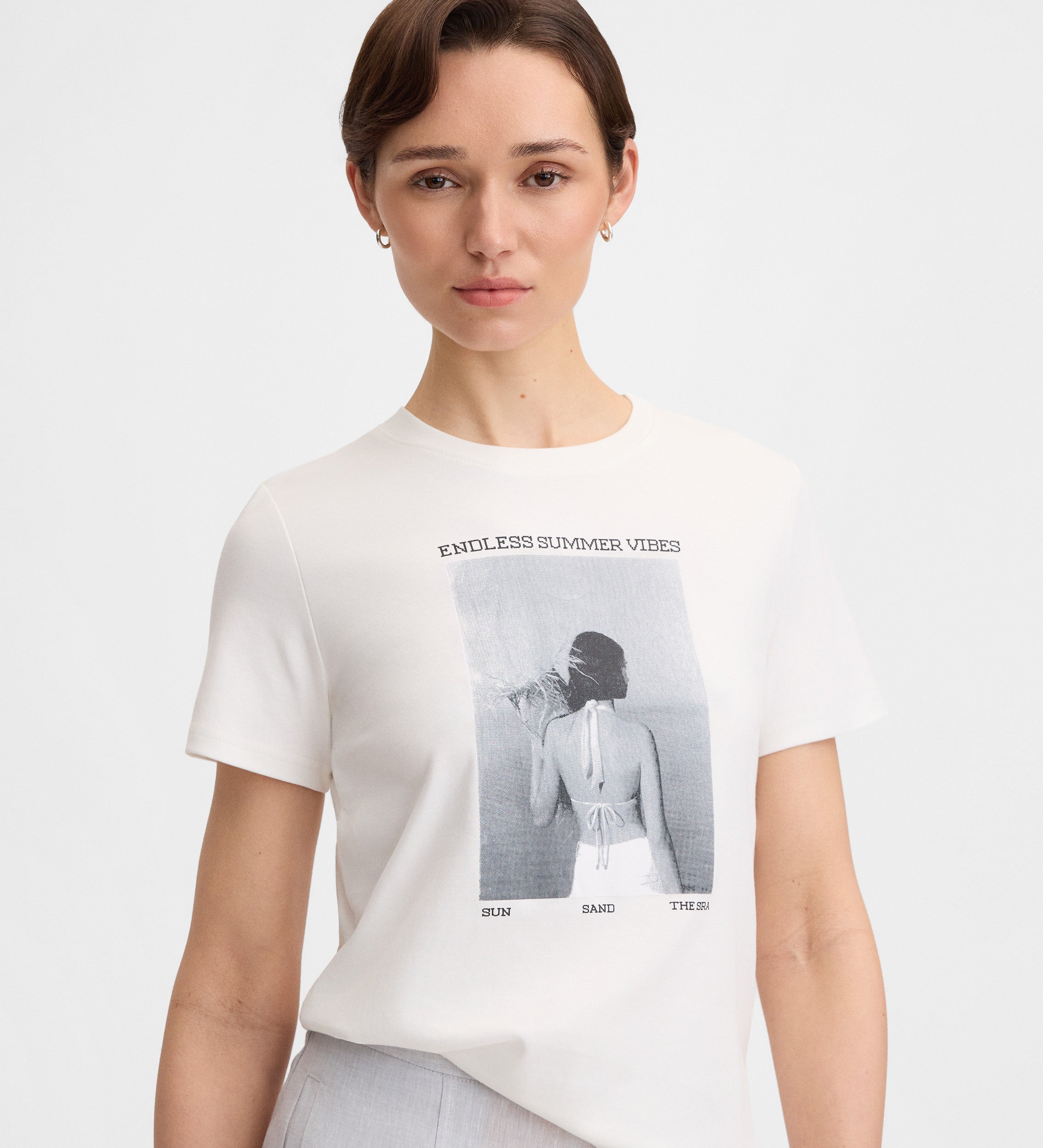 T-shirt brodé
