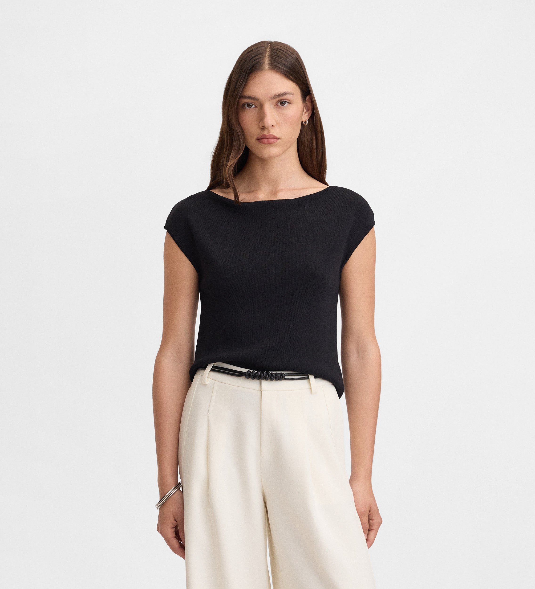 Boat neck knit top