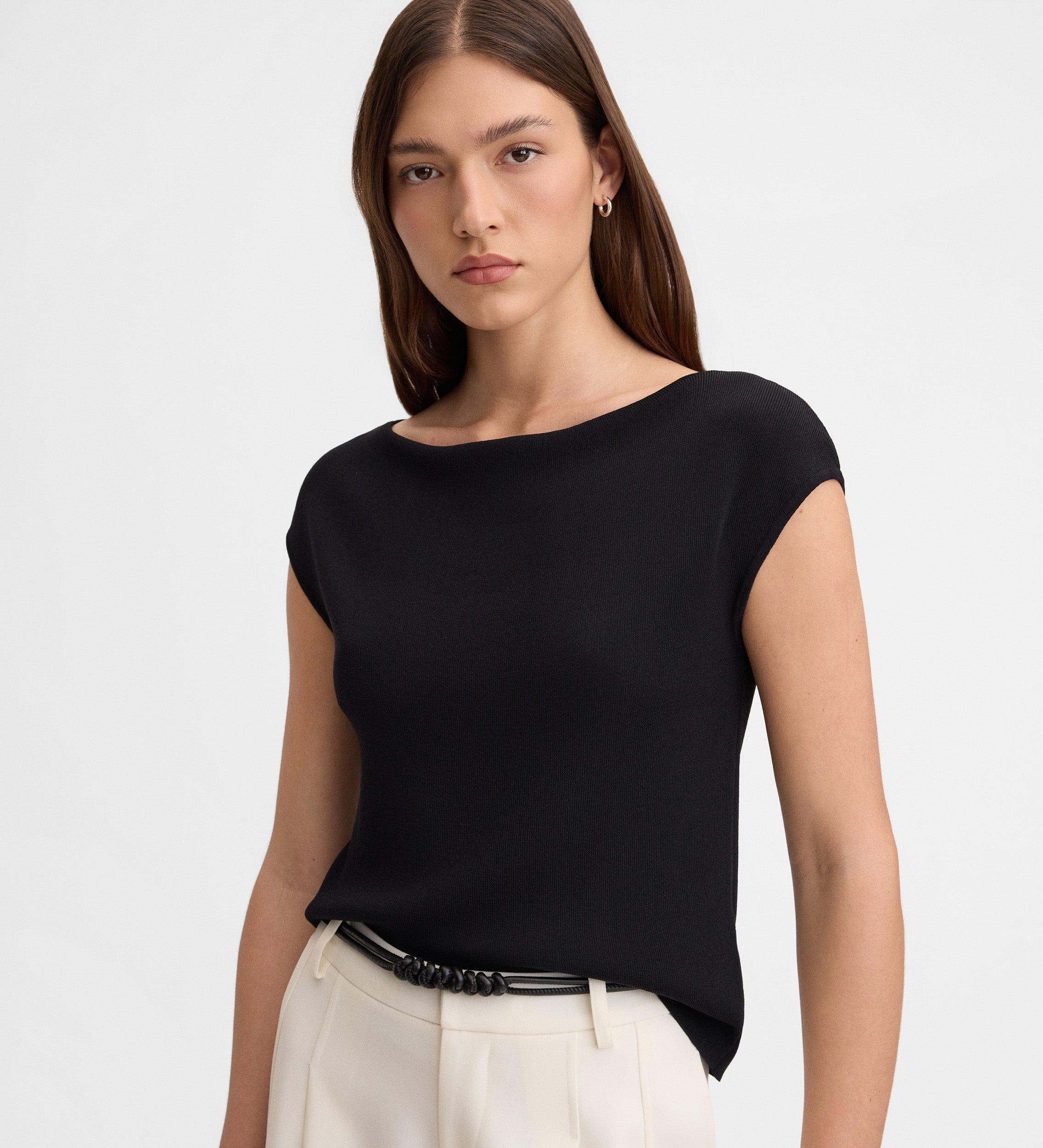 Boat neck knit top