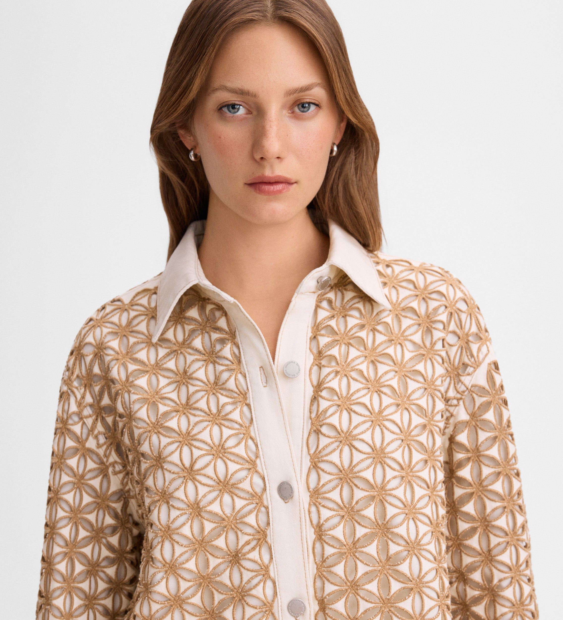 Chaqueta tejana bordado inglés