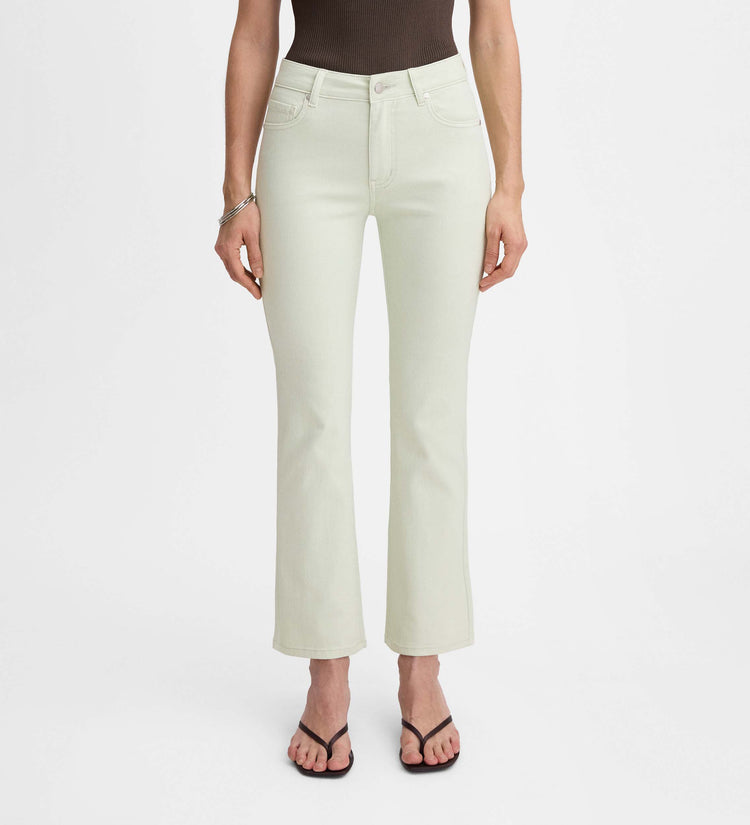 Slim pants