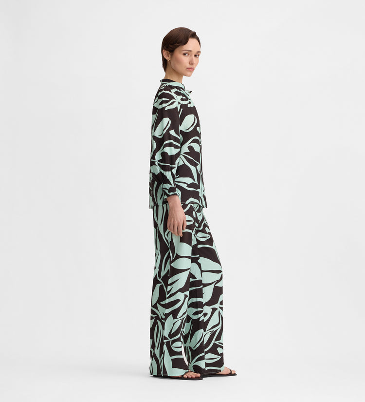 Flowy printed pants