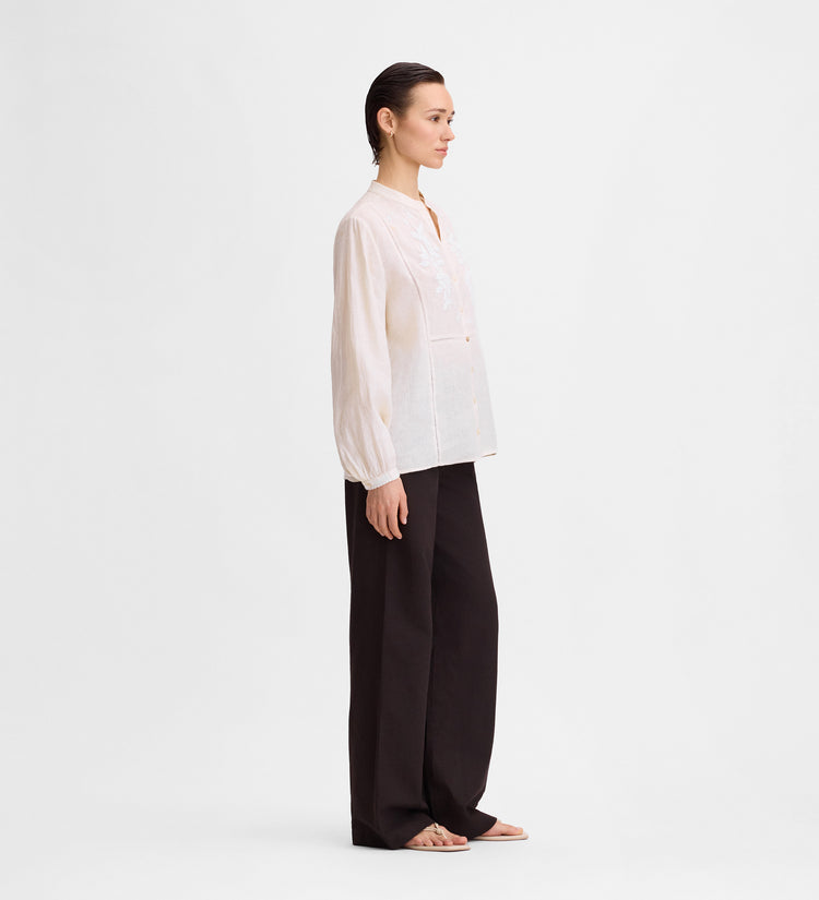 Blusa lino bordados