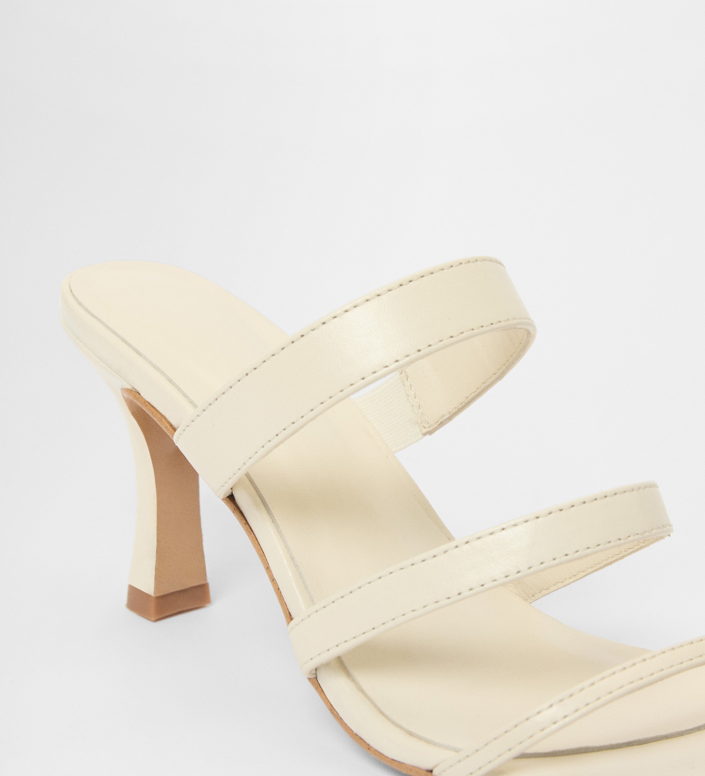 Strappy heeled sandal